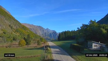 <h2>Webcam au col d'Ornon, dans la commune de Chantepérier. Vue orientée vers Ornon, en venant de Valbonnais</h2>