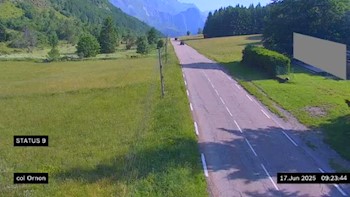 <h2>Webcam au col d'Ornon, dans la commune de Chantepérier. Vue orientée vers Ornon, en venant de Valbonnais</h2>